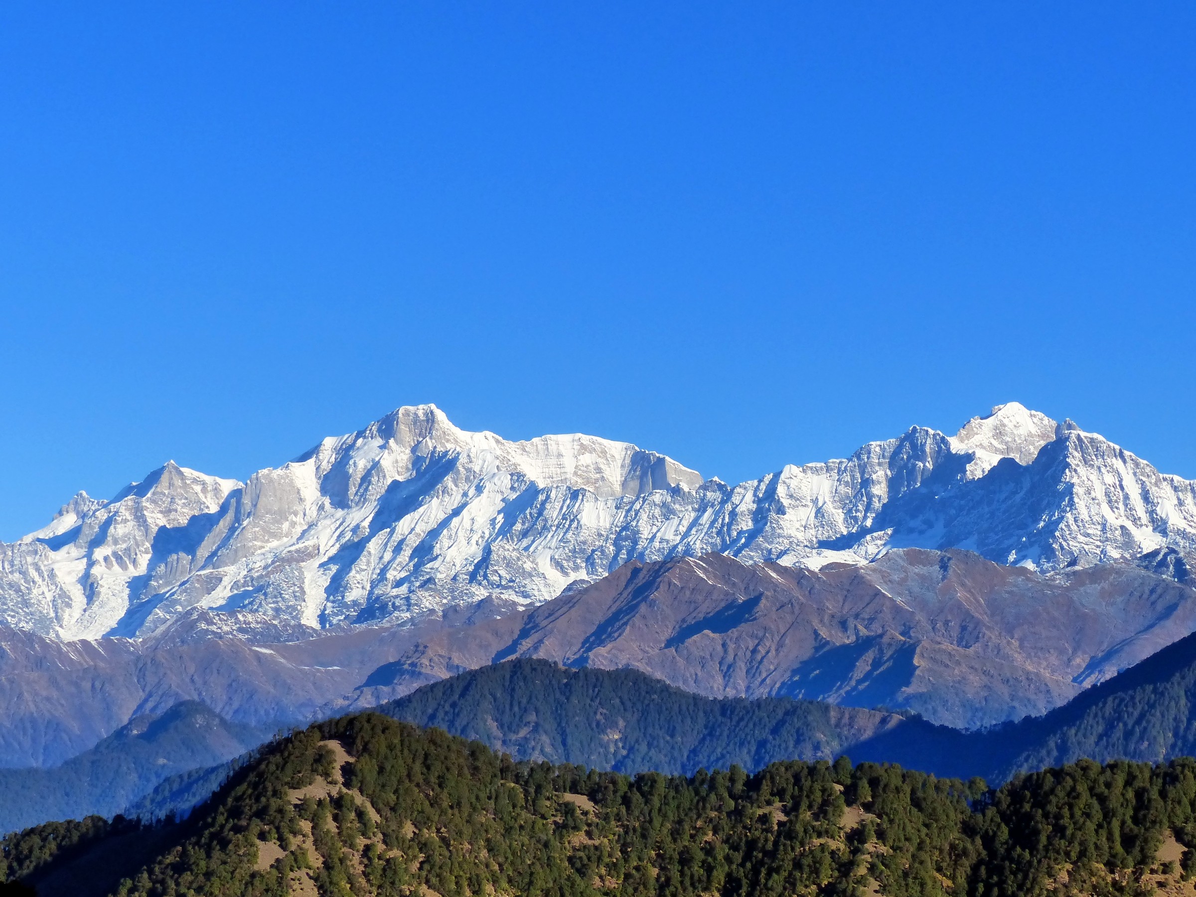 Snow-covered Himalayan peaks above the Char Dham region of Uttarakhand